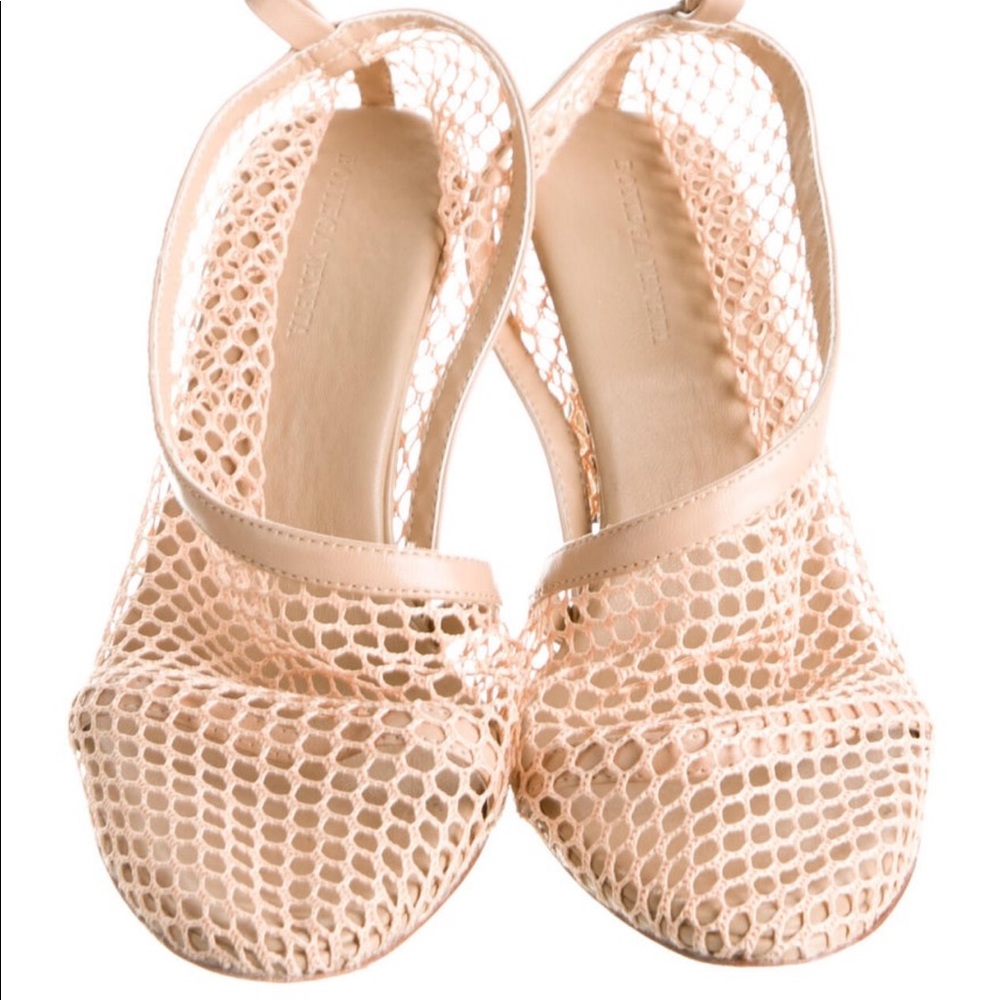 Bottega Veneta fishnet pumps - Picture 3 of 5